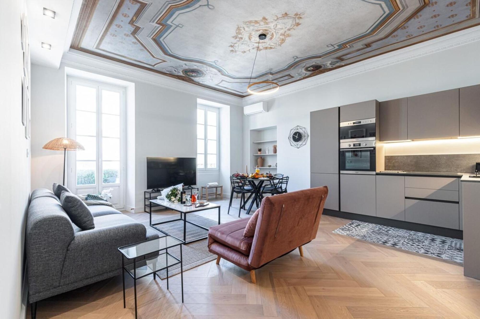 ניס Philibert - Traditional Apart With Historical Fresco מראה חיצוני תמונה